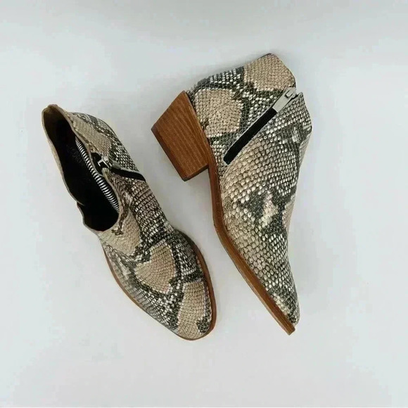 VINCE CAMUTO Women's Arendara Leather Bootie | Natural Snake Print | Size 7 - Picture 12 of 16